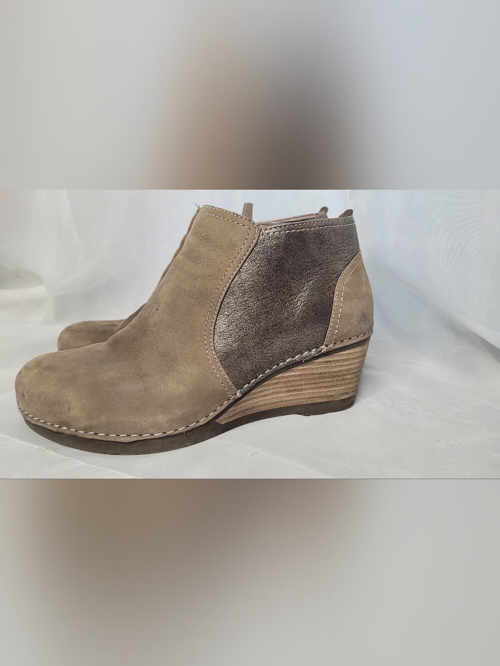 Dansko Susan Wedge Bootie Size 40 Boho Comfort Western